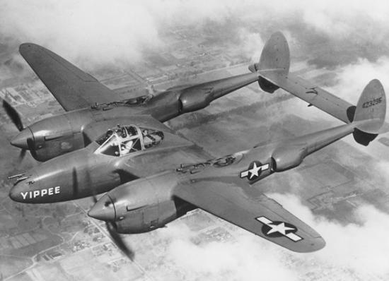 Lockheed_P-38_J Lightning_USAF.JPG