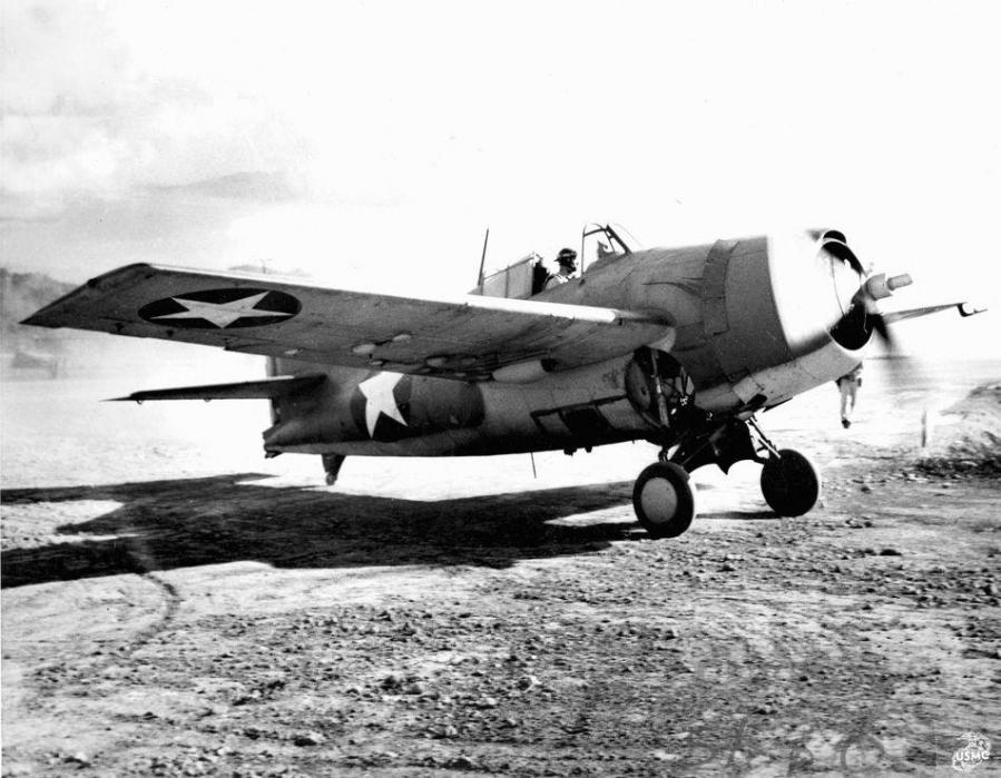 Grumman f4f 4 wildcat at guadalcanal 1942