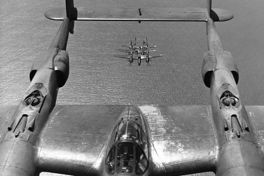 Lockheed p 38 lightning x 4