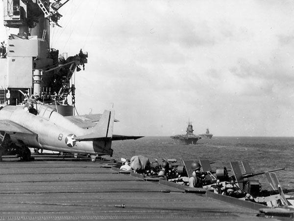Uss wasp cv 7 uss saratoga cv 3 uss enterprise cv 6 pacific south of guadalcanal 12 august 1942